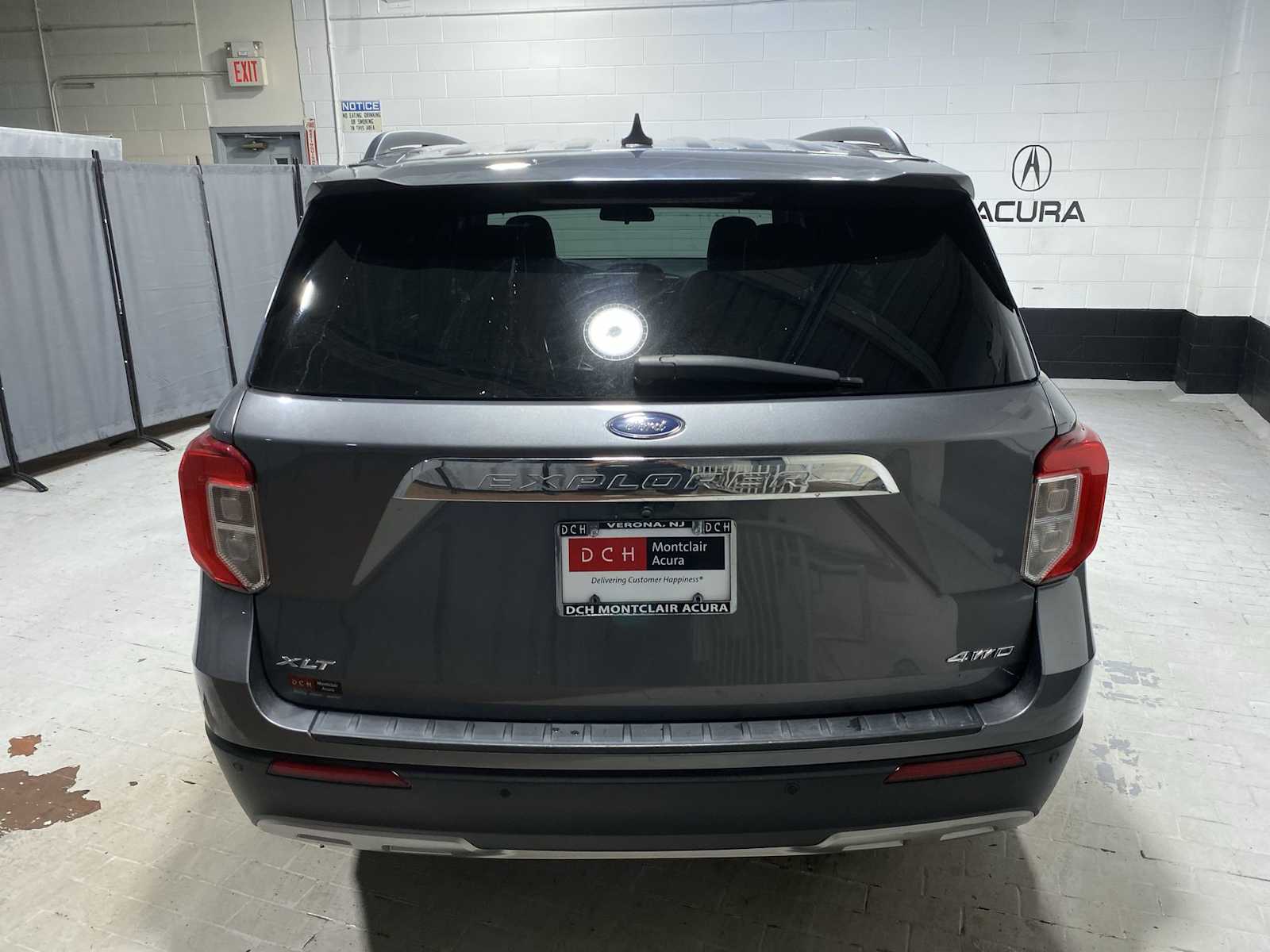 Thumbnail: 2022 Ford Explorer - 5