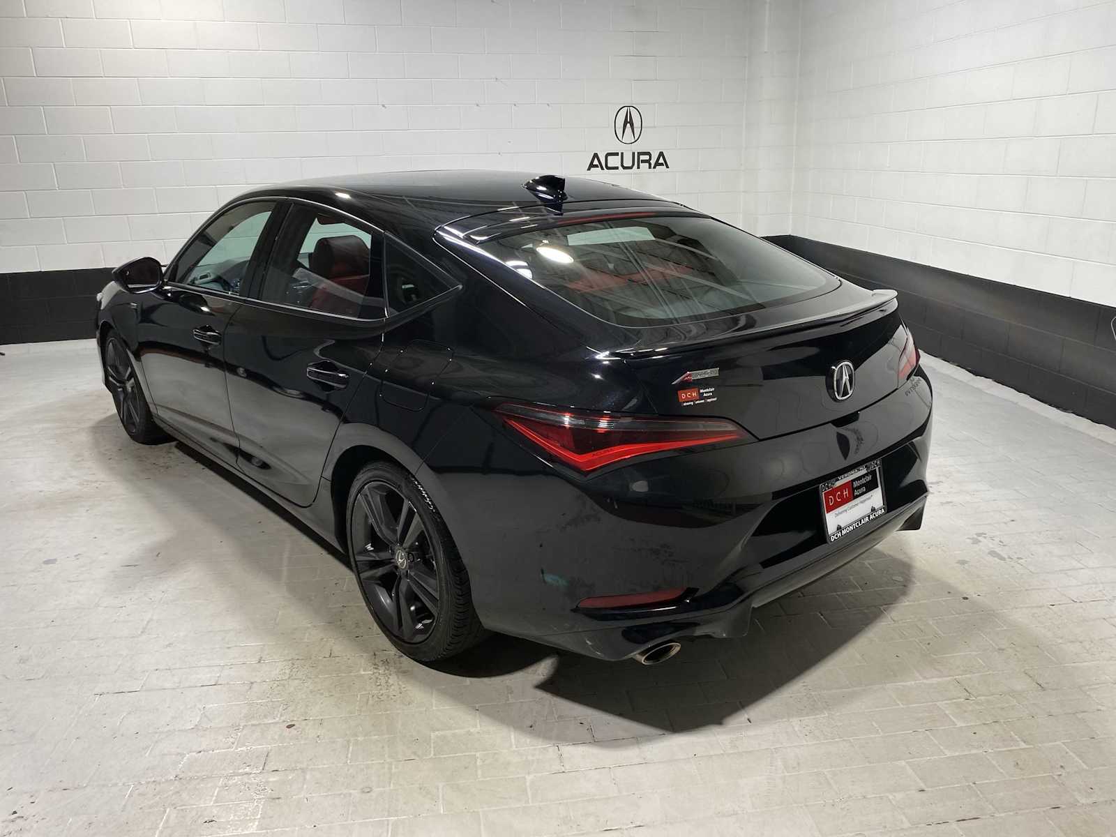 Thumbnail: 2023 Acura Integra - 4