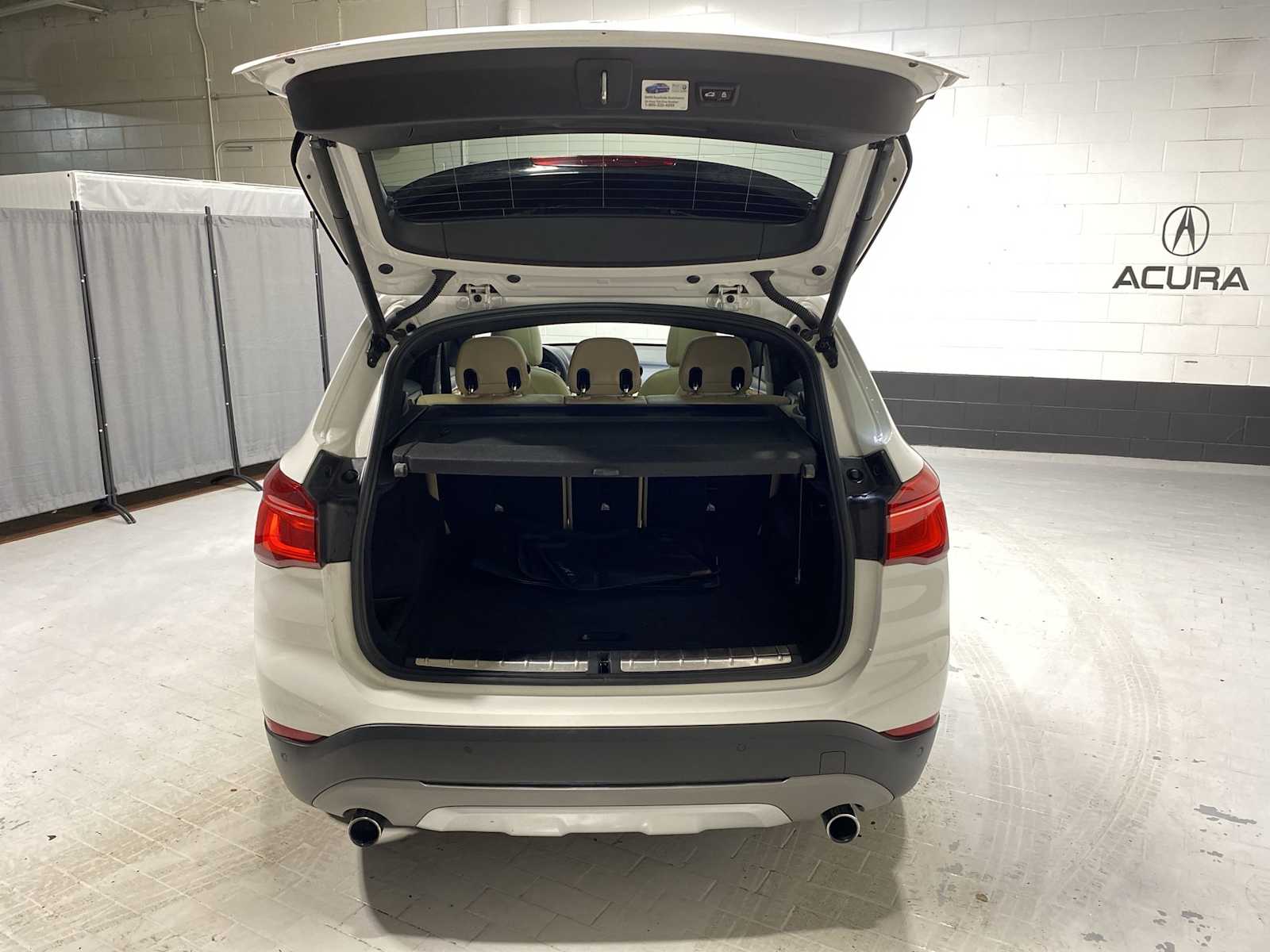 2017 BMW X1 xDrive28i 19
