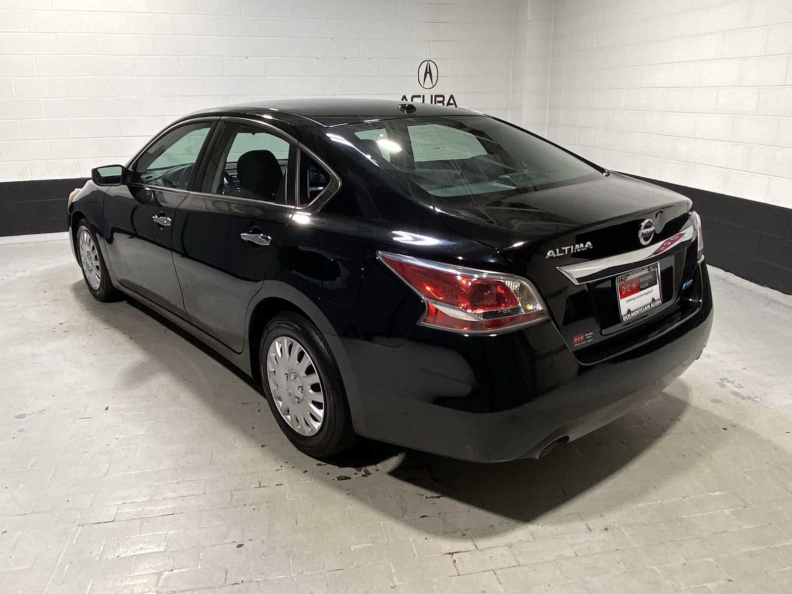 Thumbnail: 2014 Nissan Altima - 4