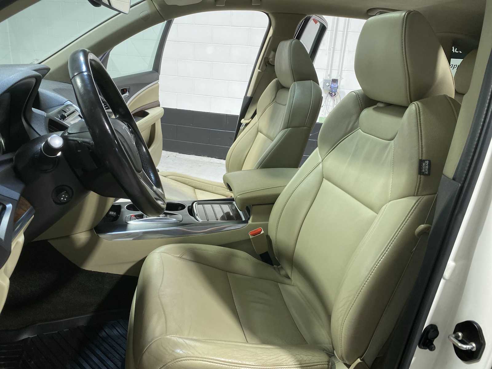 Thumbnail: 2017 Acura MDX - 11