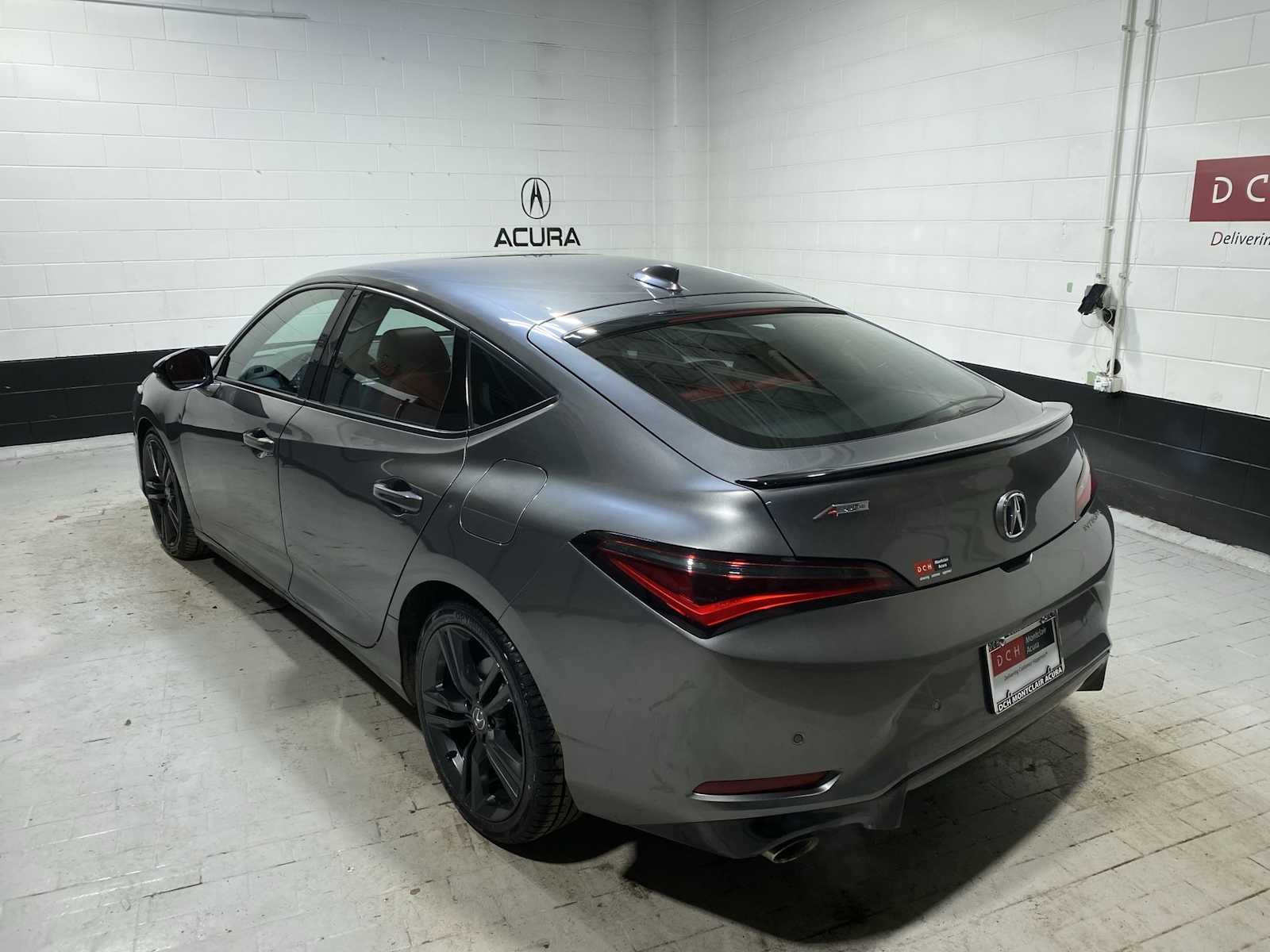 Thumbnail: 2023 Acura Integra - 4