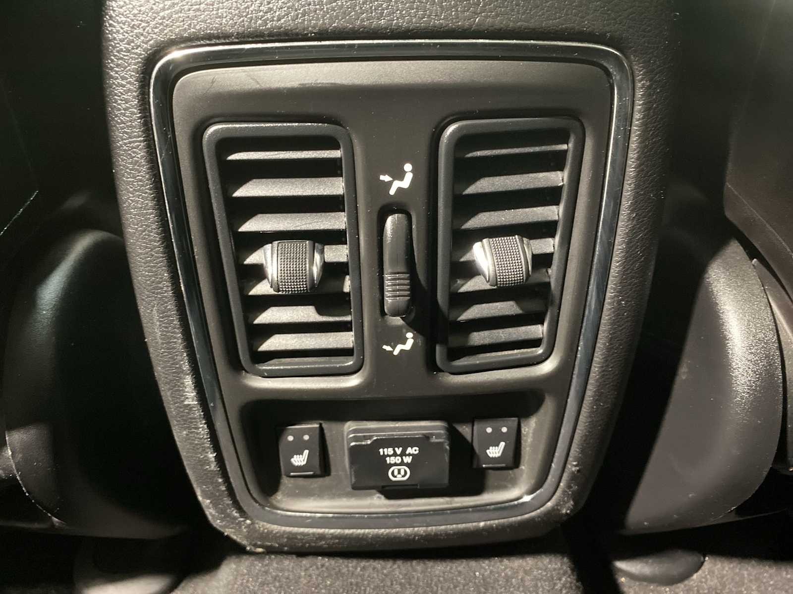 Thumbnail: 2012 Jeep Grand Cherokee - 25