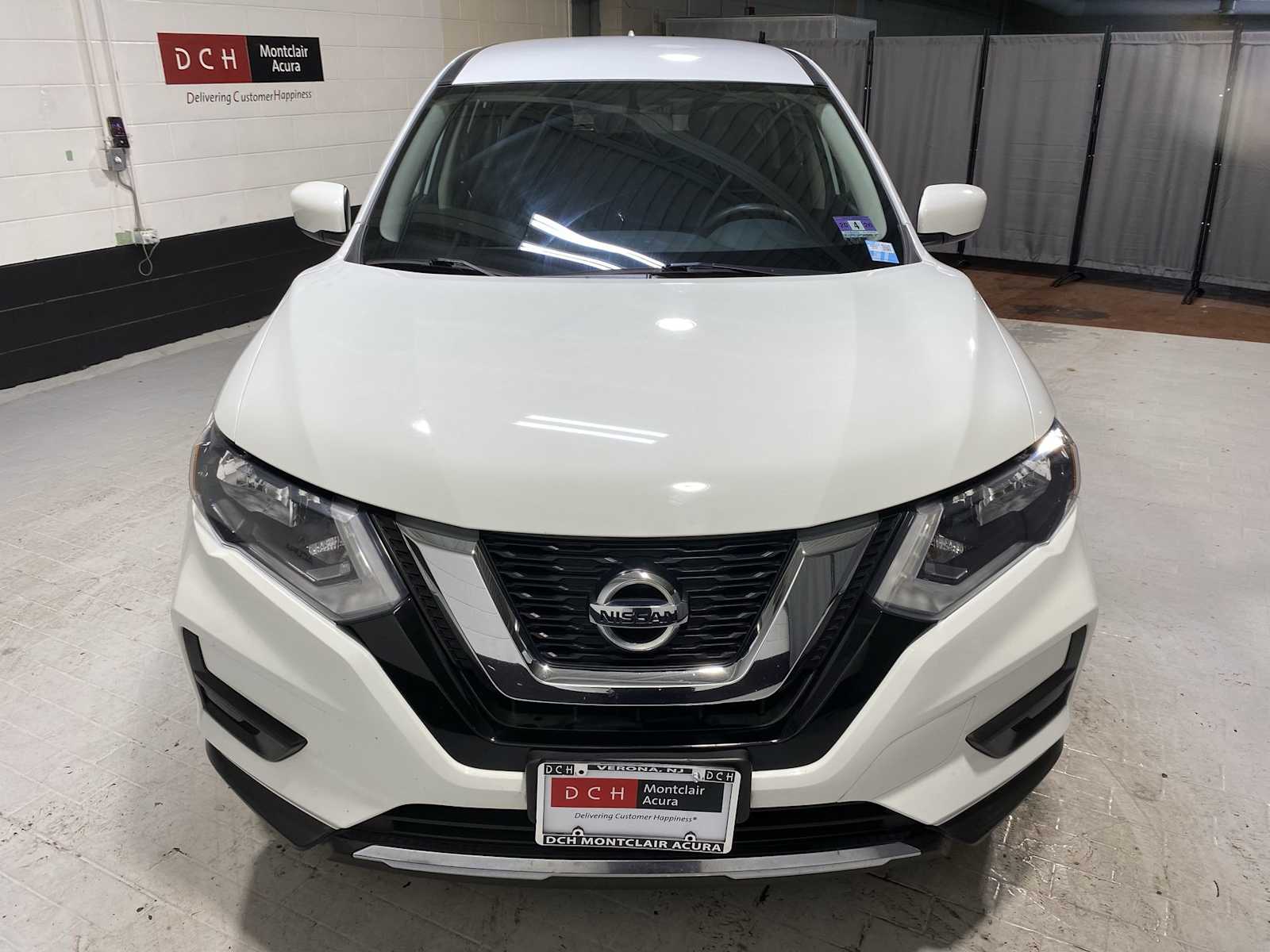Thumbnail: 2017 Nissan Rogue - 6