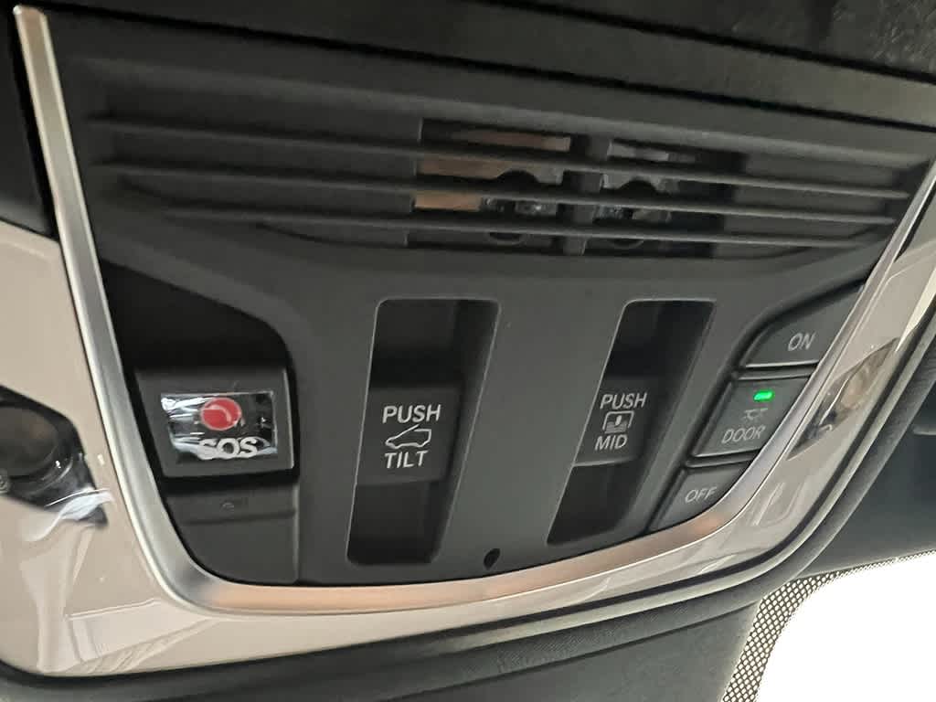 Thumbnail: 2026 Acura MDX - 27