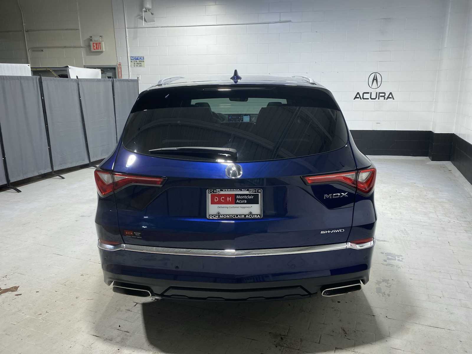 Thumbnail: 2023 Acura MDX - 5