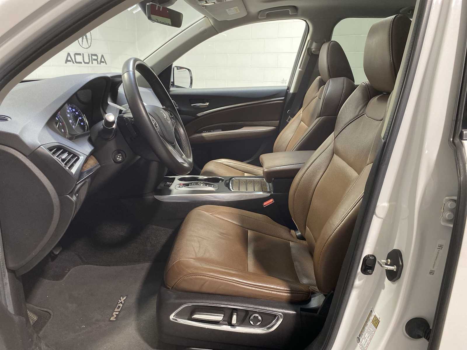 Thumbnail: 2020 Acura MDX - 2