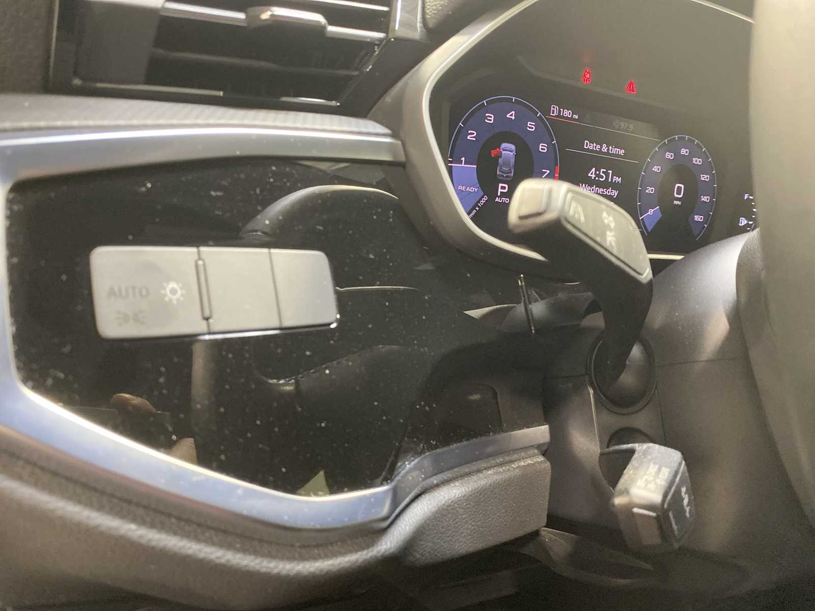 Thumbnail: 2019 Audi Q3 - 24