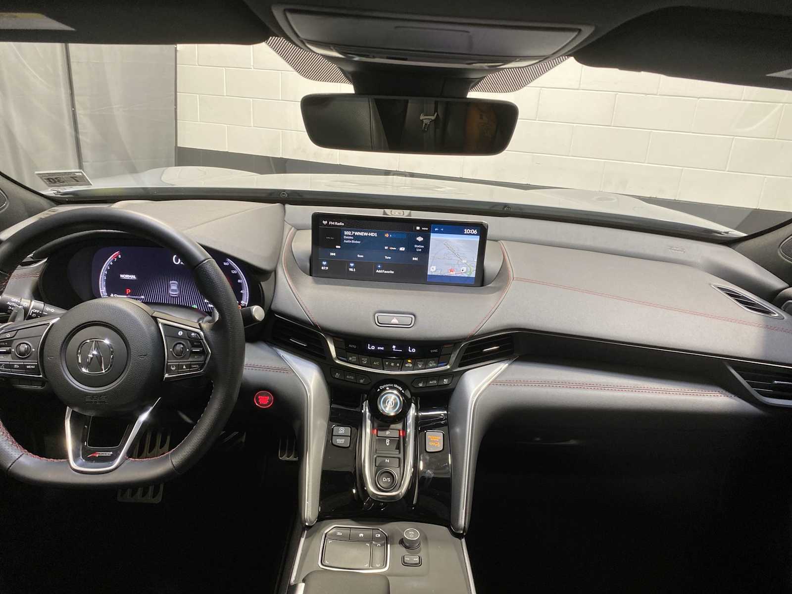 Thumbnail: 2025 Acura TLX - 10