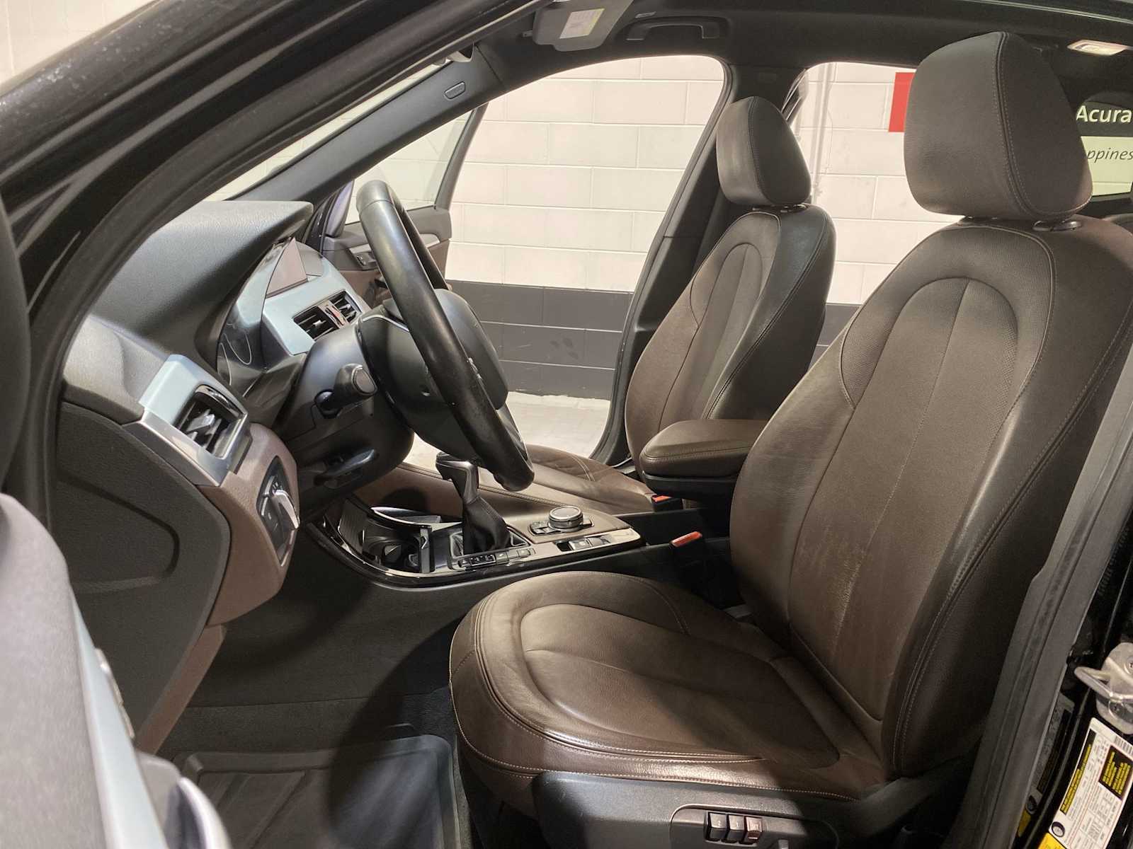 Thumbnail: 2016 BMW X1 - 11