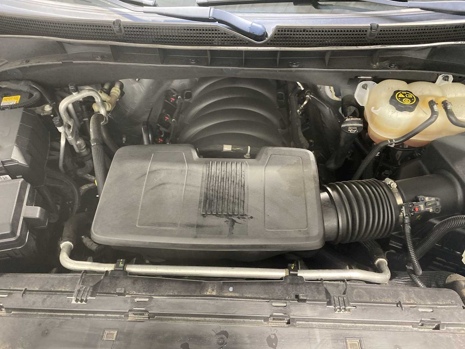 Thumbnail: 2022 Cadillac Escalade - 9