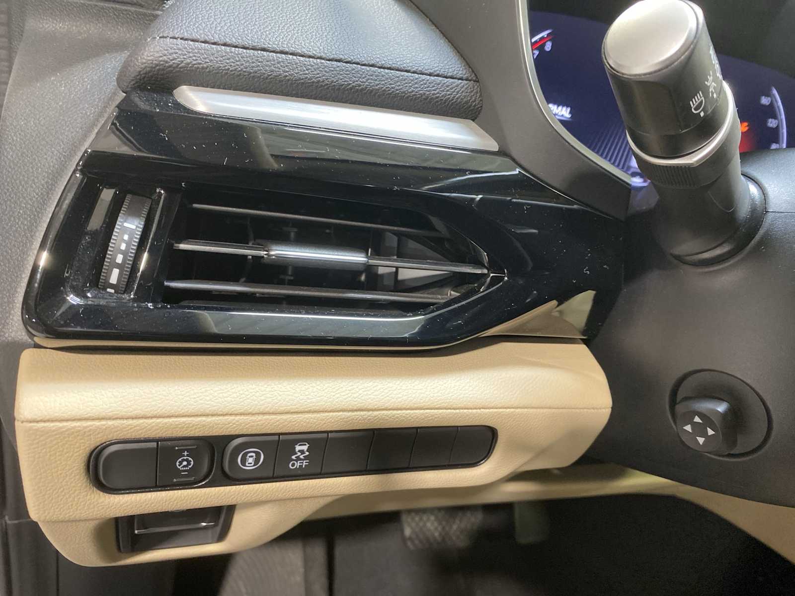 Thumbnail: 2023 Acura MDX - 24