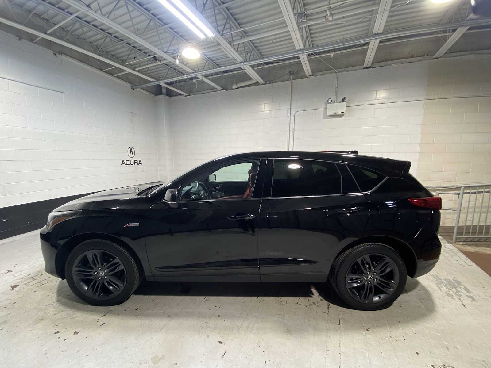 Thumbnail: 2023 Acura RDX - 3