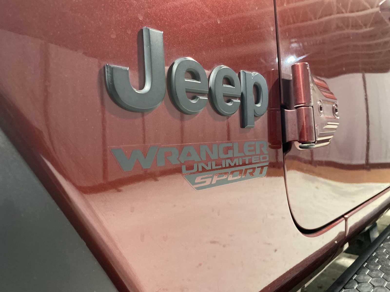 Thumbnail: 2021 Jeep Wrangler - 7