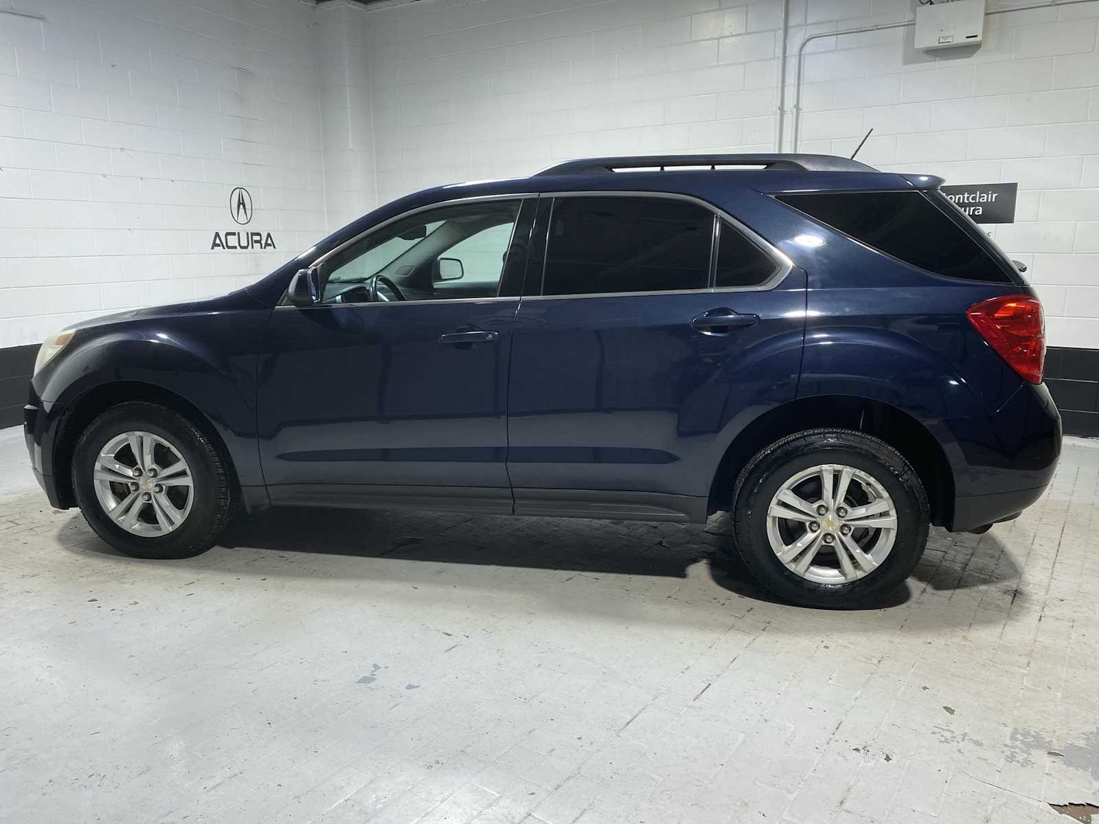 Thumbnail: 2015 Chevrolet Equinox - 3