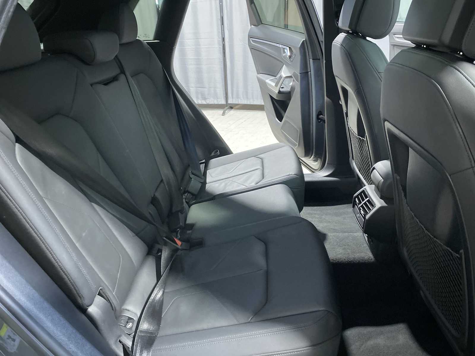 Thumbnail: 2019 Audi Q3 - 12