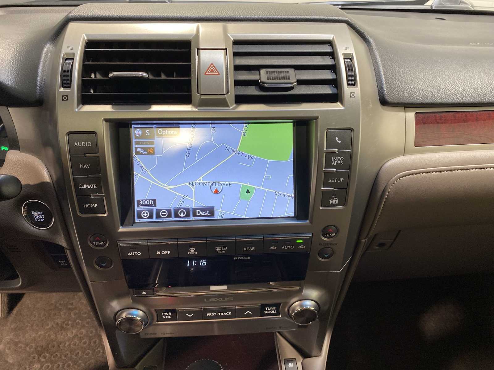2017 Lexus GX 460 Premium 16