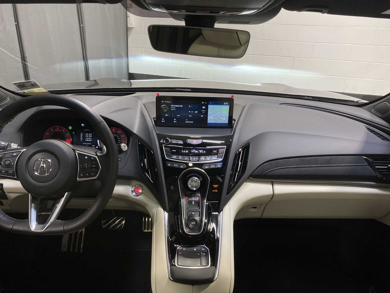 Thumbnail: 2025 Acura RDX - 10