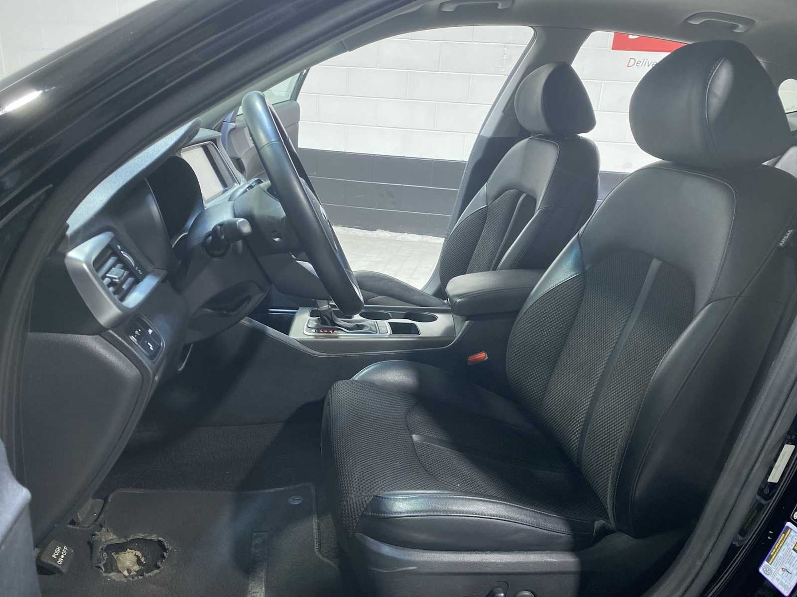 Thumbnail: 2019 Kia Optima - 11