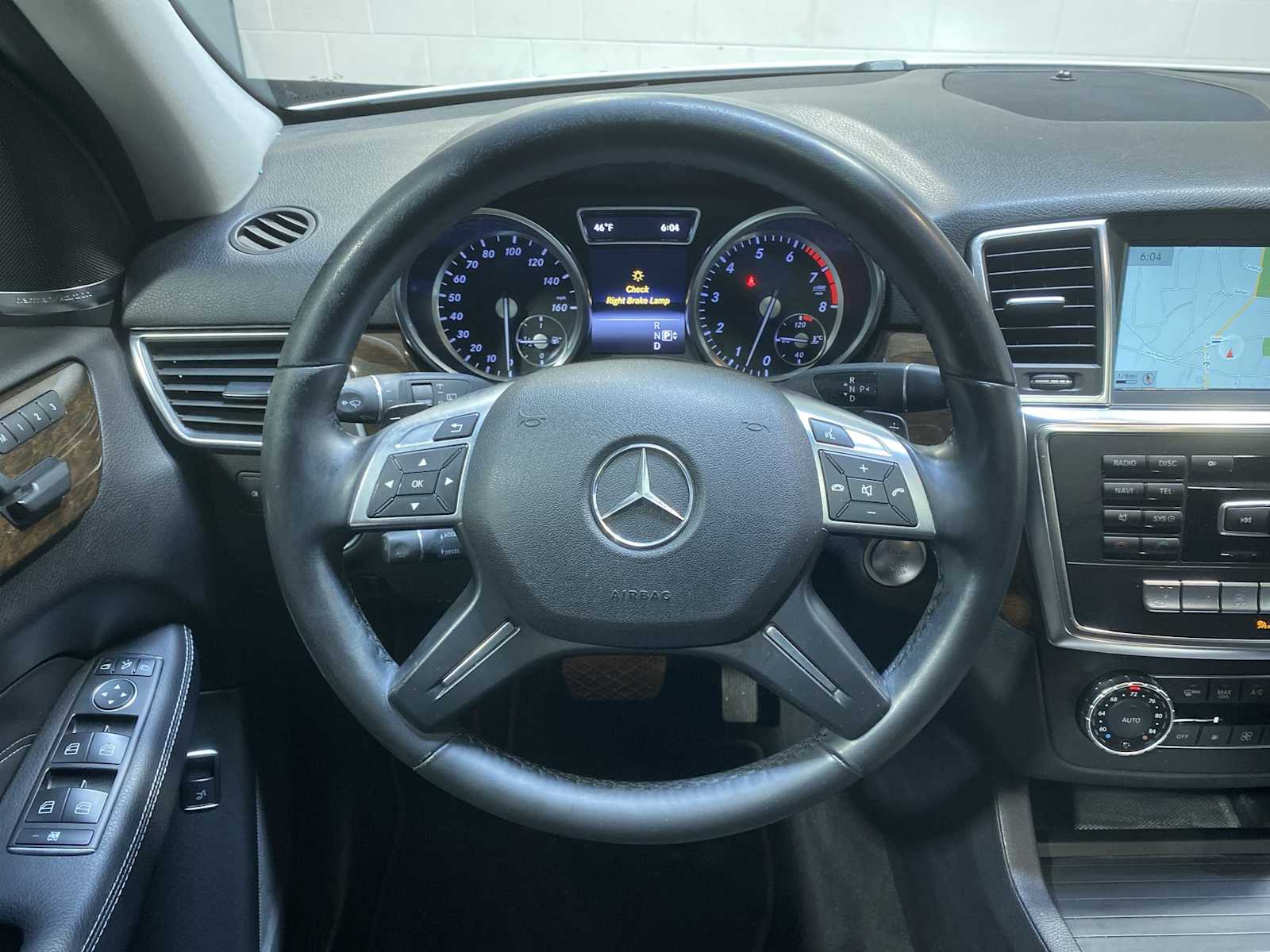 Thumbnail: 2014 Mercedes-Benz M-Class - 15