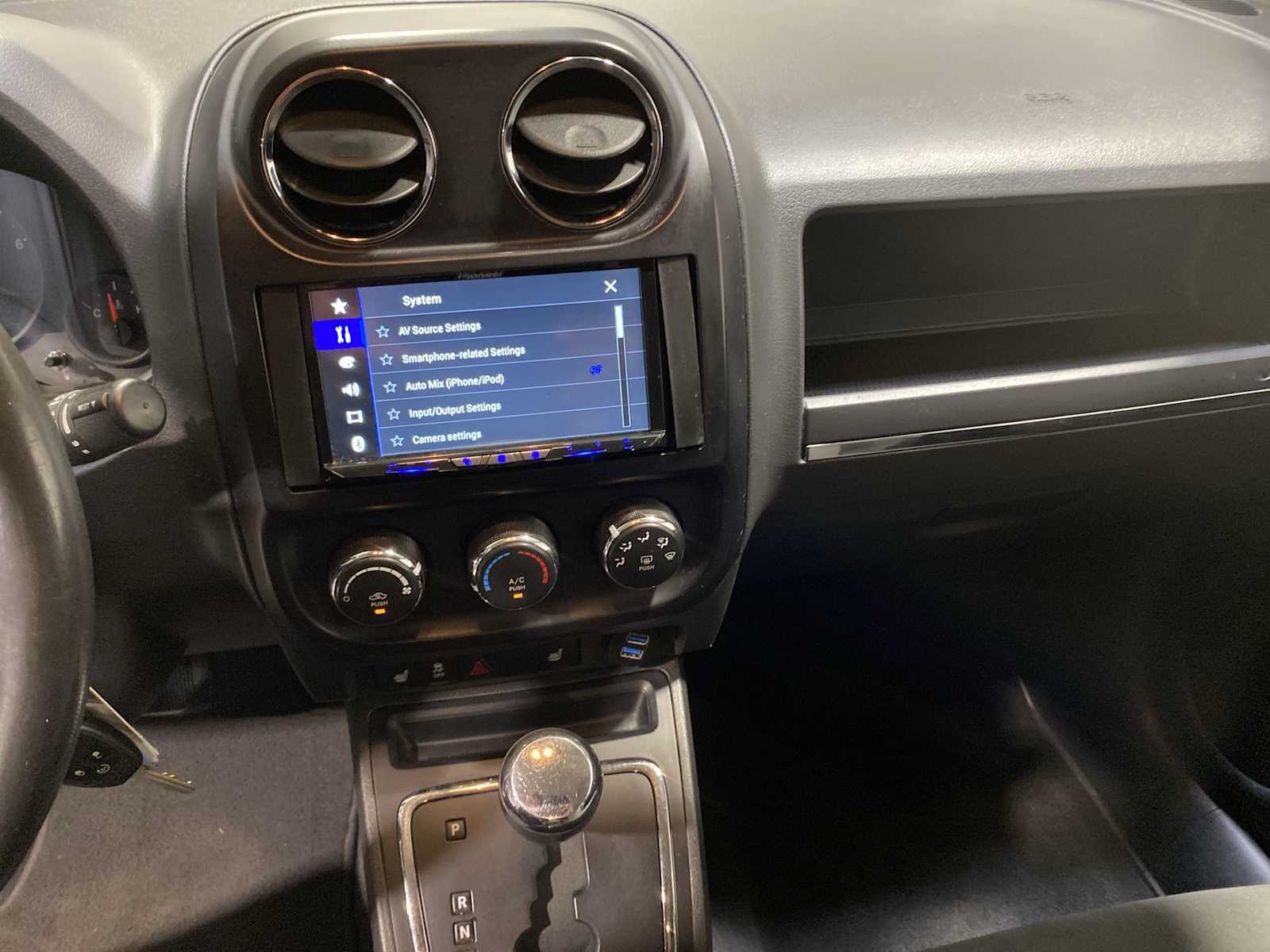 Thumbnail: 2012 Jeep Compass - 16