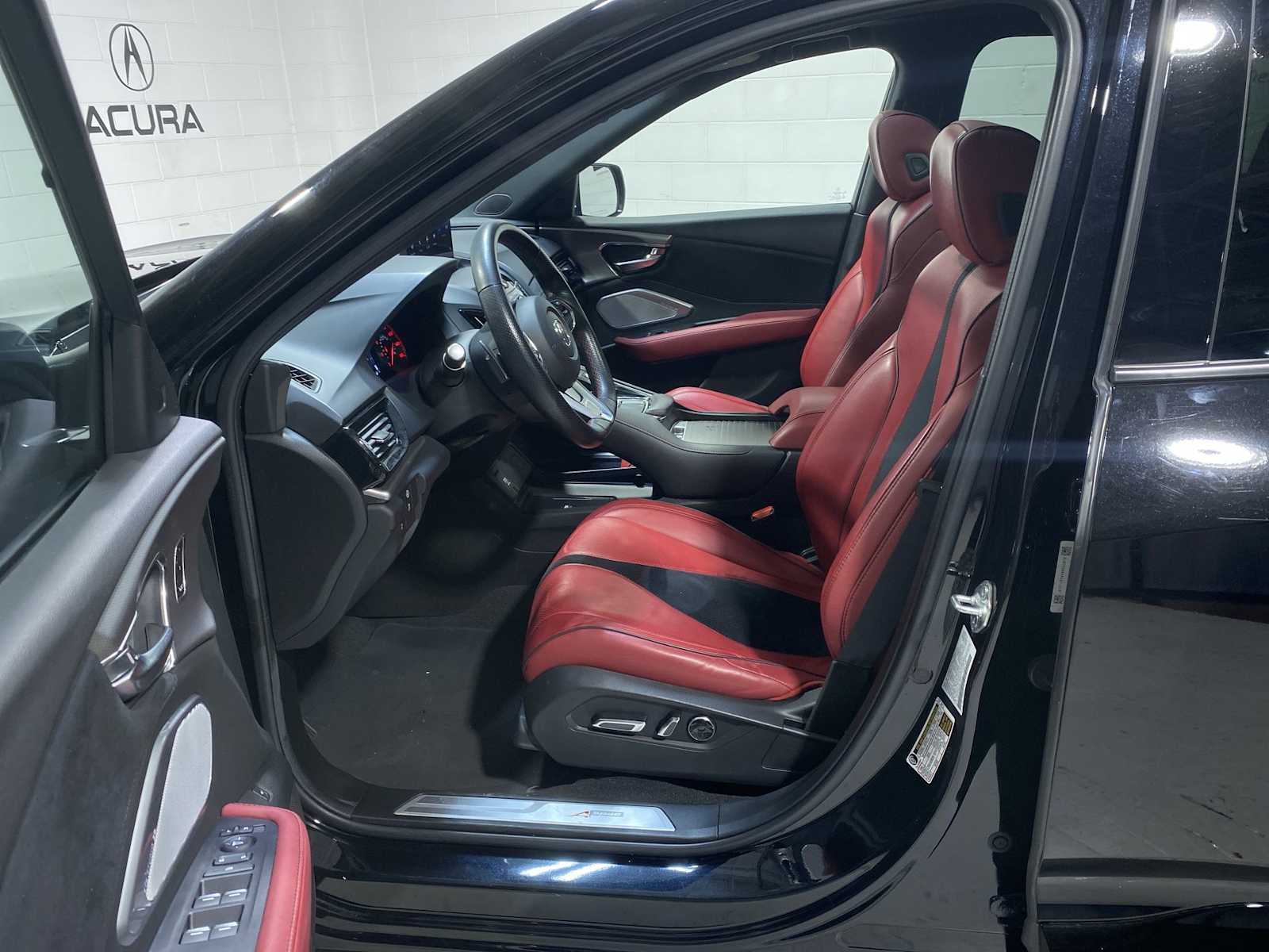 Thumbnail: 2023 Acura RDX - 2
