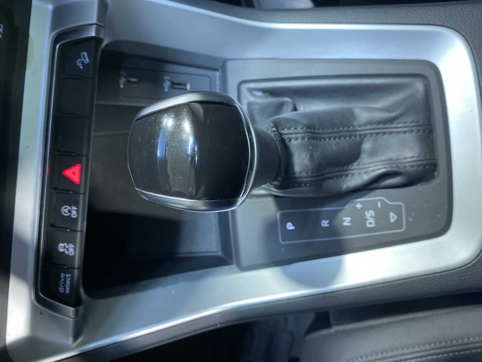 Thumbnail: 2019 Audi Q3 - 16