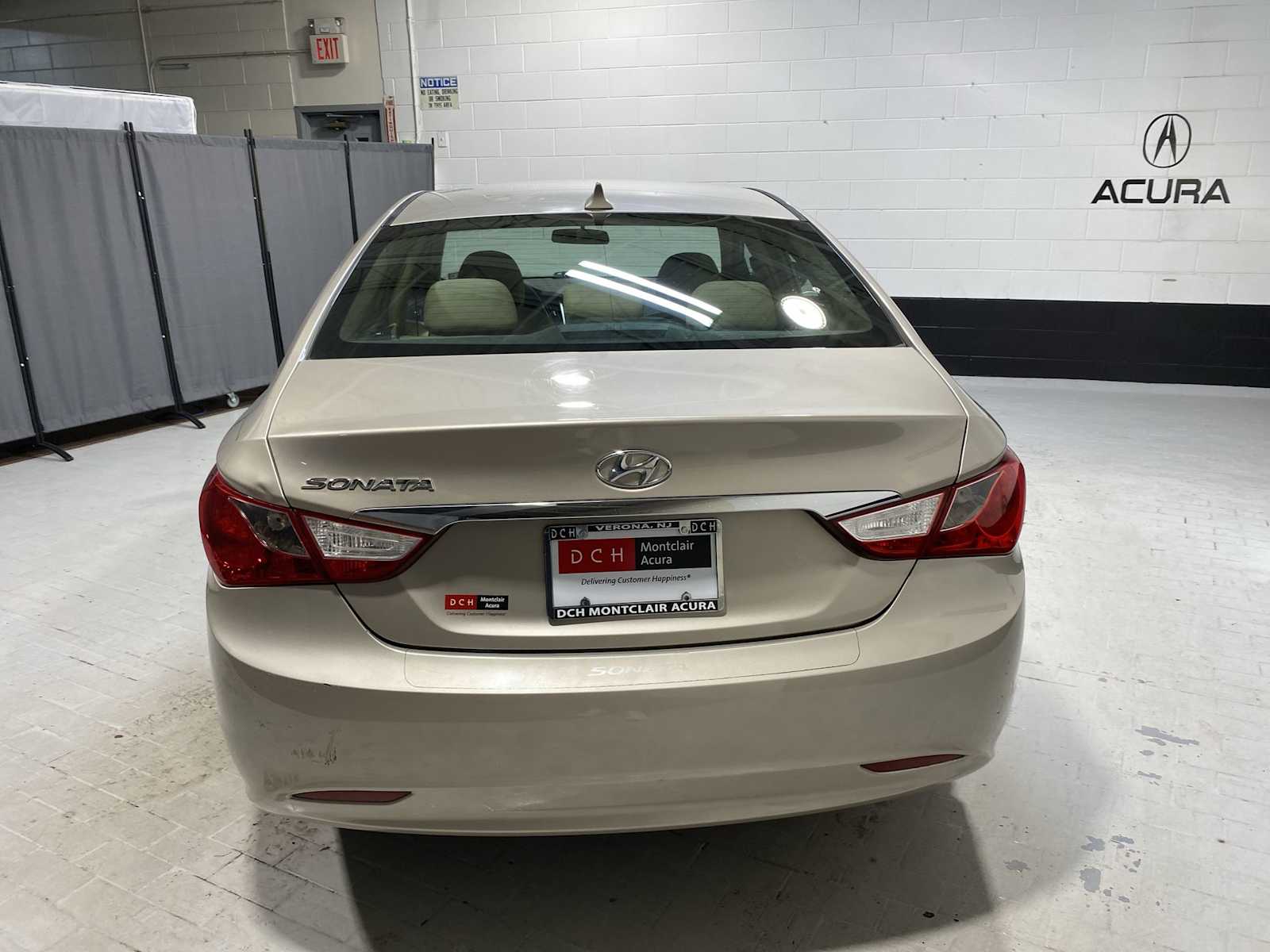 Thumbnail: 2011 Hyundai Sonata - 5