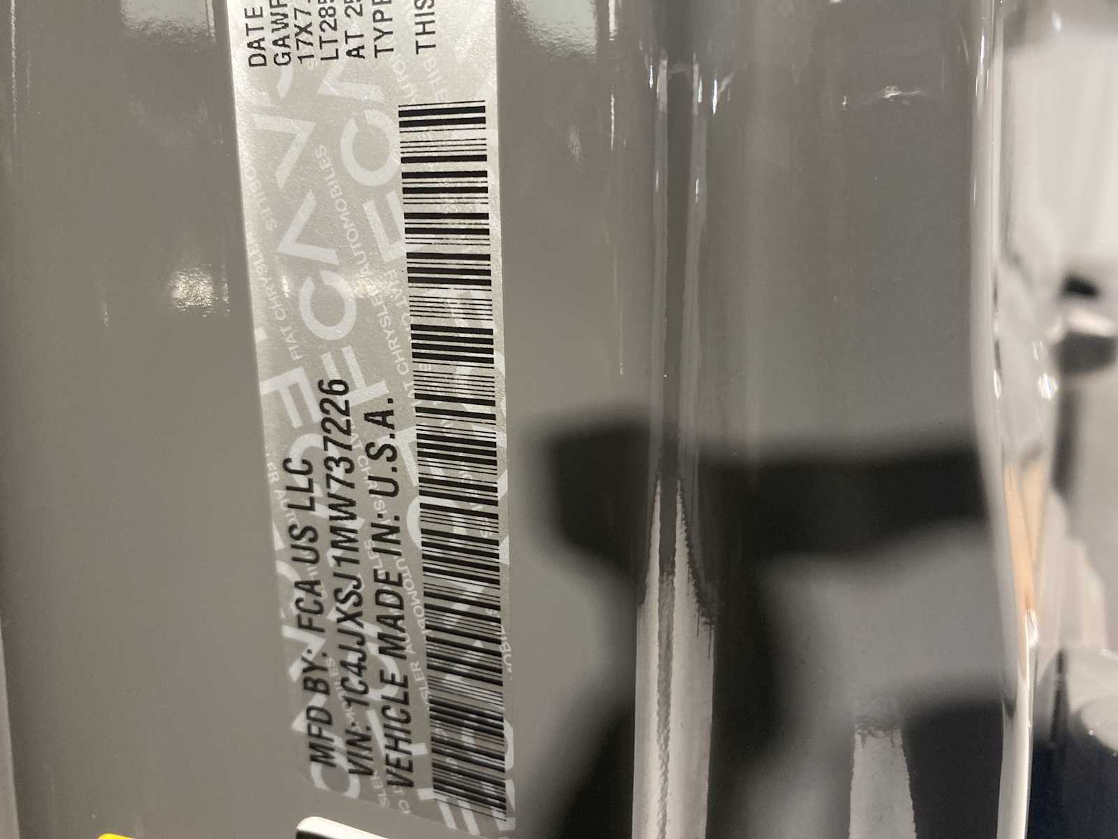 Thumbnail: 2021 Jeep Wrangler - 21