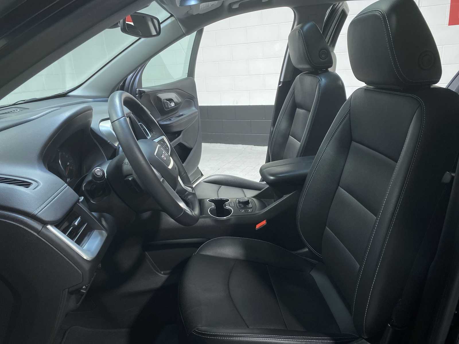 Thumbnail: 2022 GMC Terrain - 11