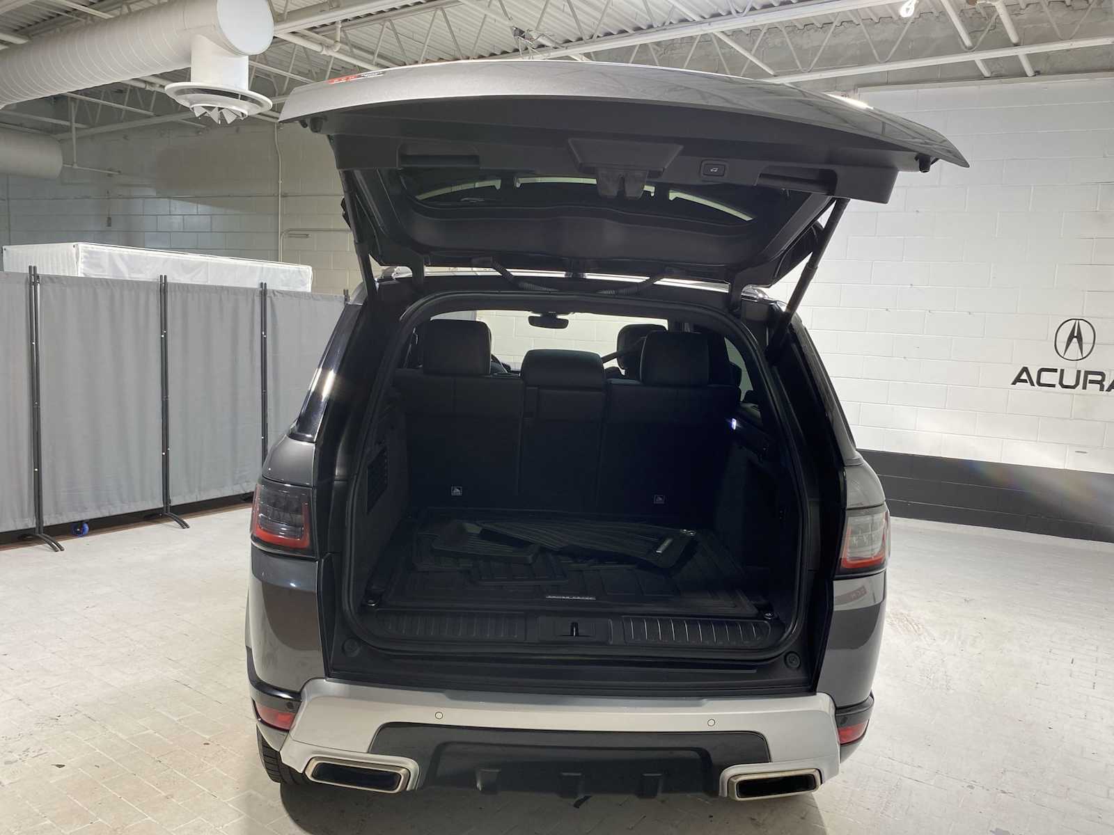 Thumbnail: 2018 Land Rover Range Rover Sport - 19