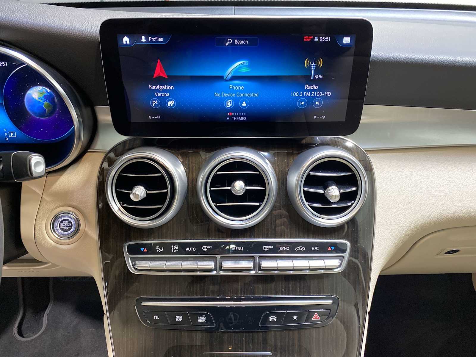 2021 Mercedes-Benz GLC 300 16