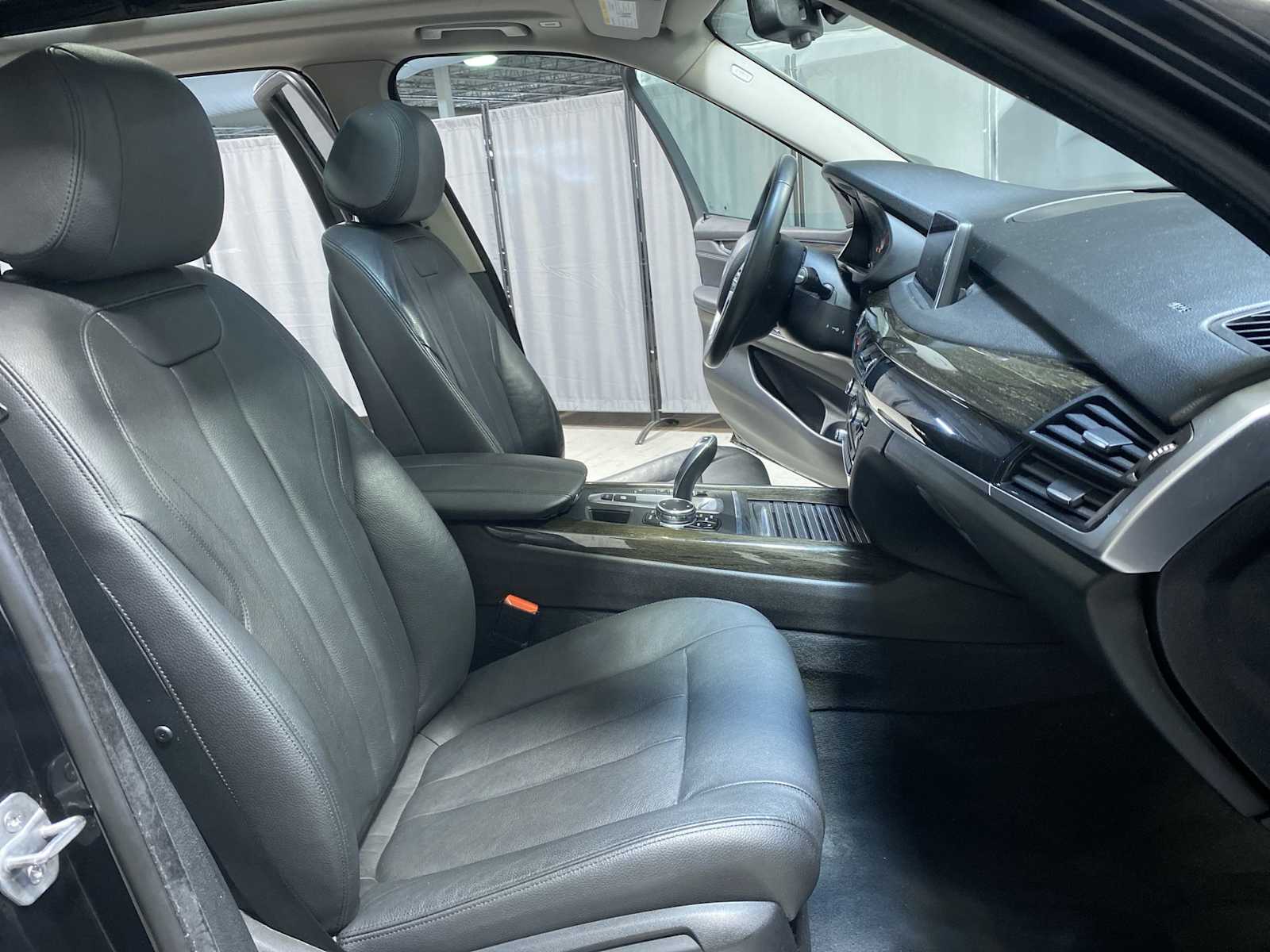 Thumbnail: 2016 BMW X5 - 14