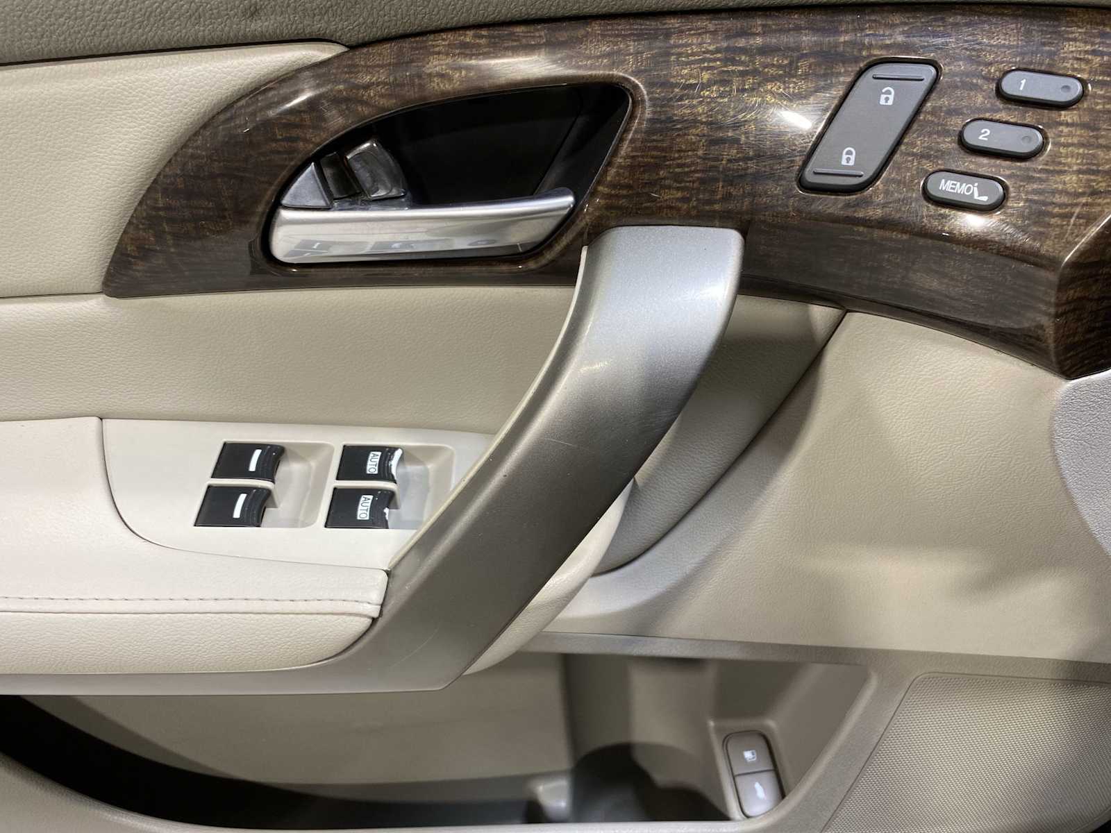 Thumbnail: 2012 Acura MDX - 23