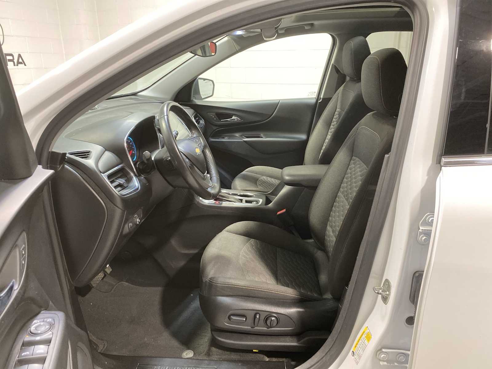 Thumbnail: 2018 Chevrolet Equinox - 2