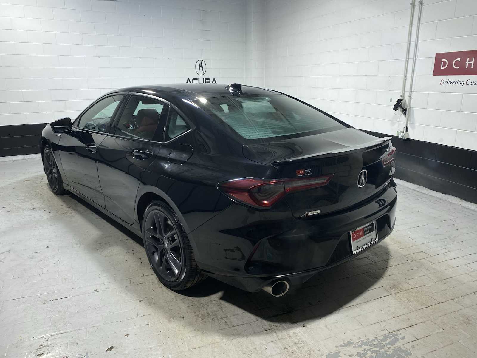 Thumbnail: 2024 Acura TLX - 4