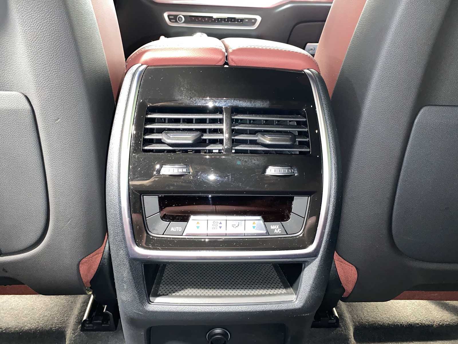 2022 BMW X6 xDrive40i 25