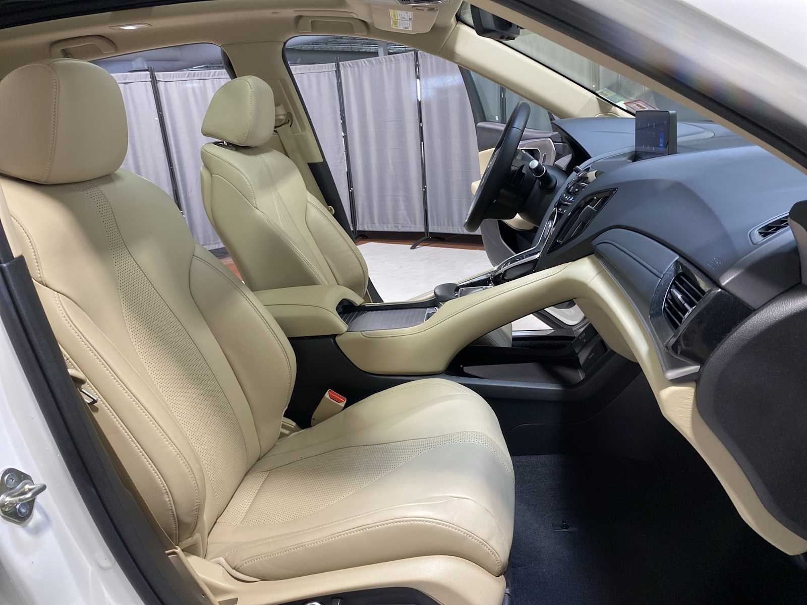 Thumbnail: 2019 Acura RDX - 14