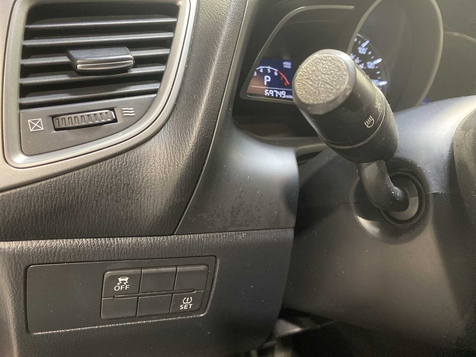 Thumbnail: 2018 Mazda Mazda3 - 24