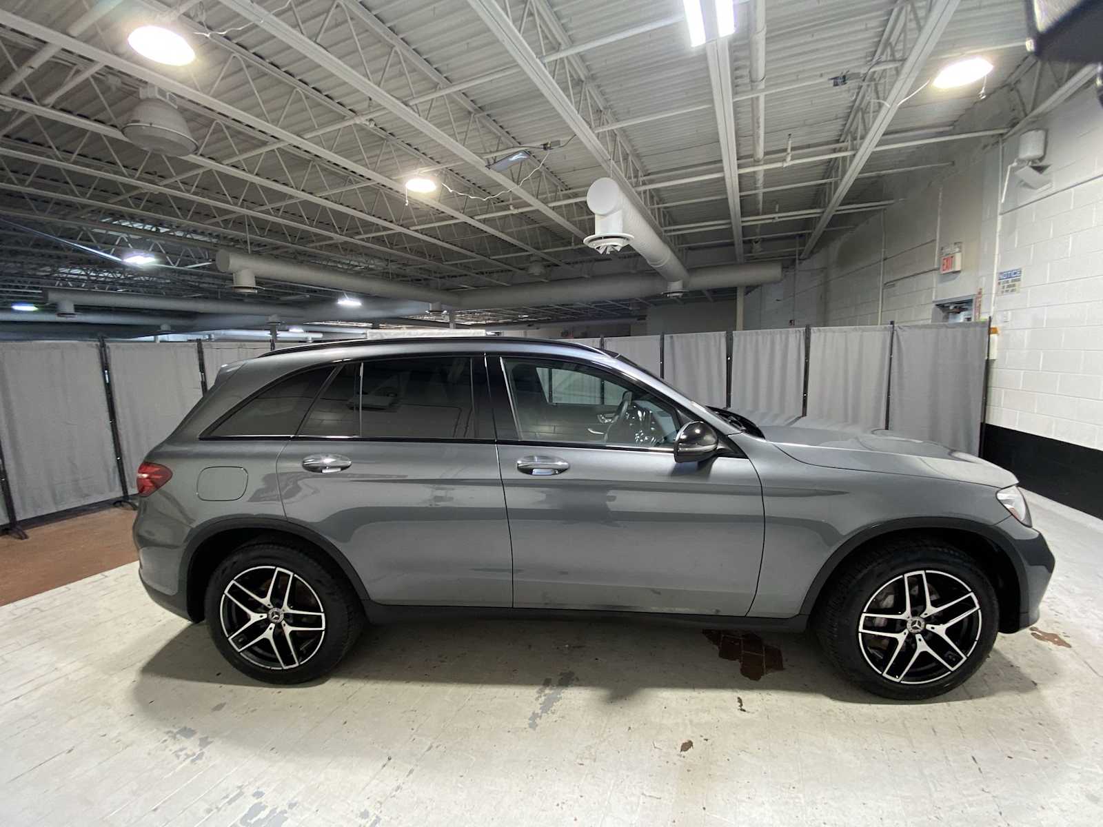 Thumbnail: 2019 Mercedes-Benz GLC - 27