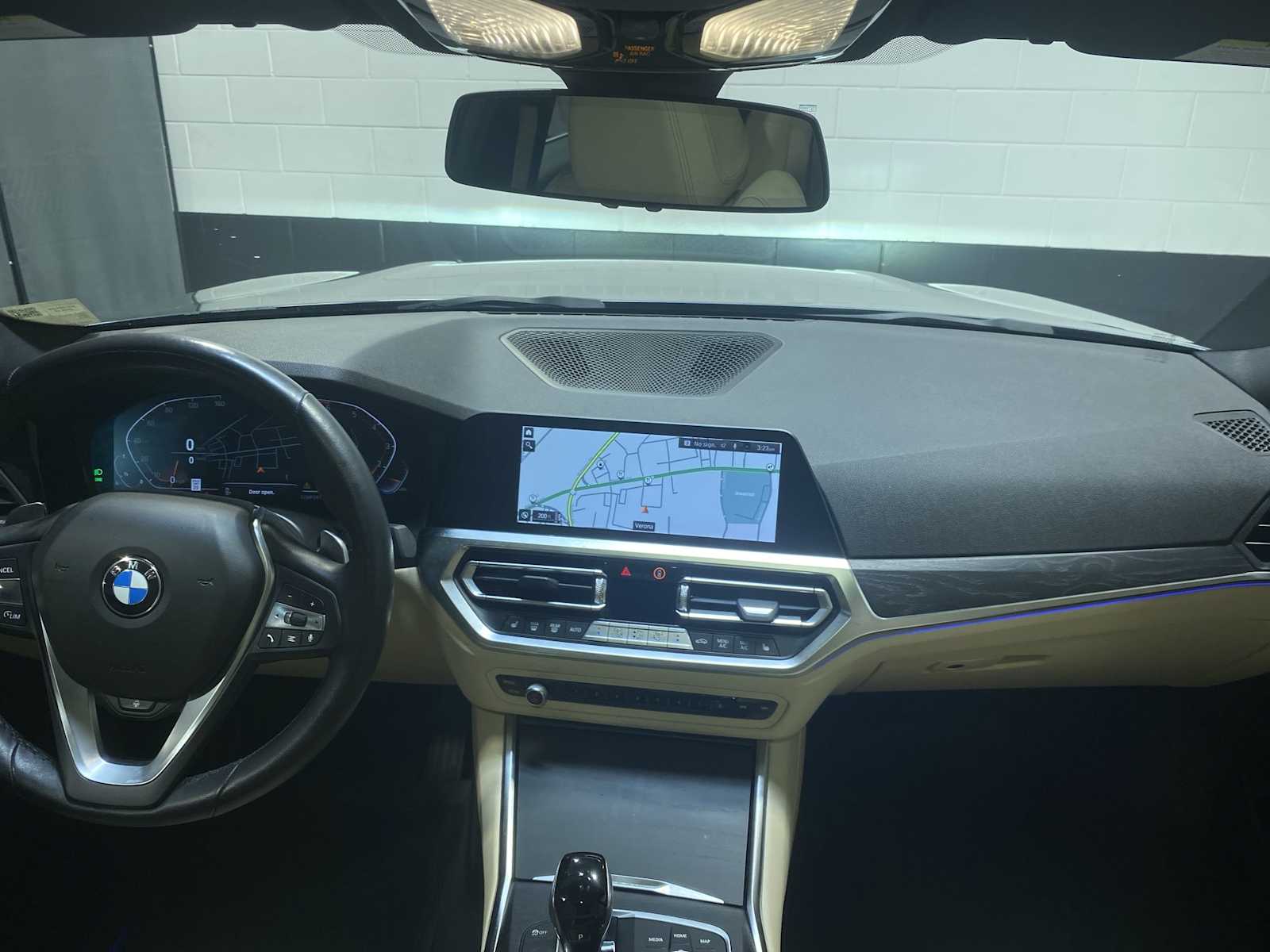 Thumbnail: 2022 BMW 3 Series - 10