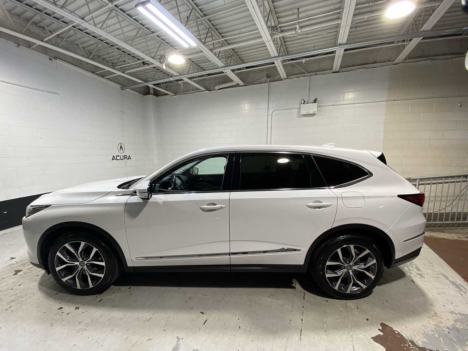 Thumbnail: 2024 Acura MDX - 2