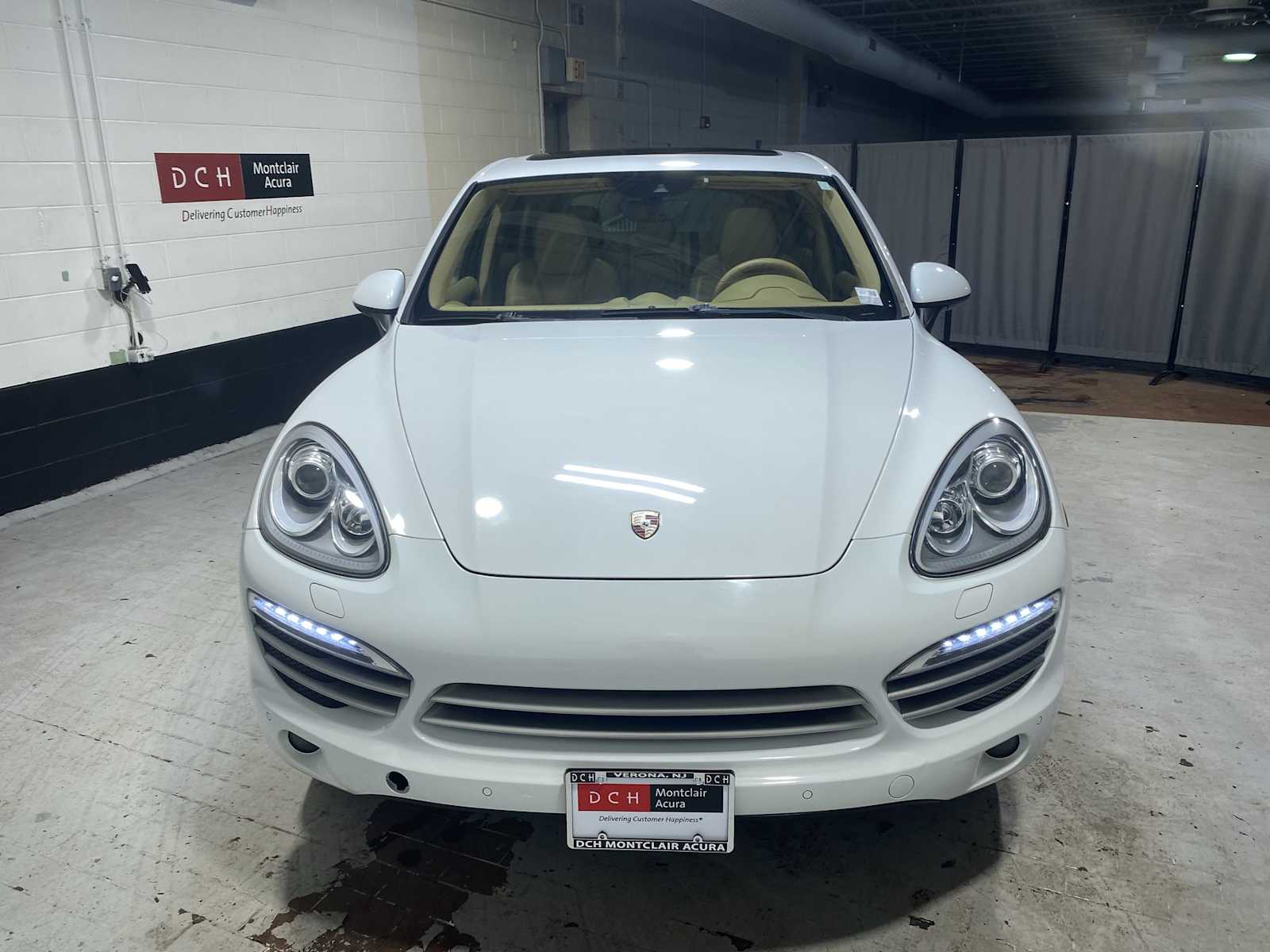 Thumbnail: 2014 Porsche Cayenne - 6