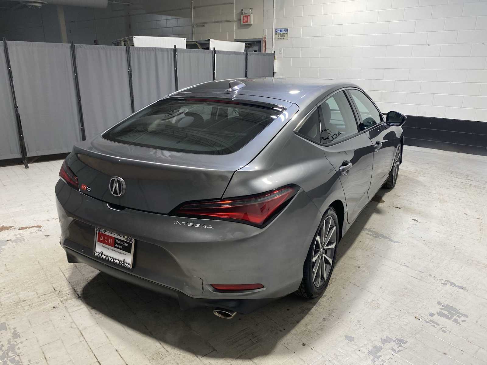 Thumbnail: 2024 Acura Integra - 26