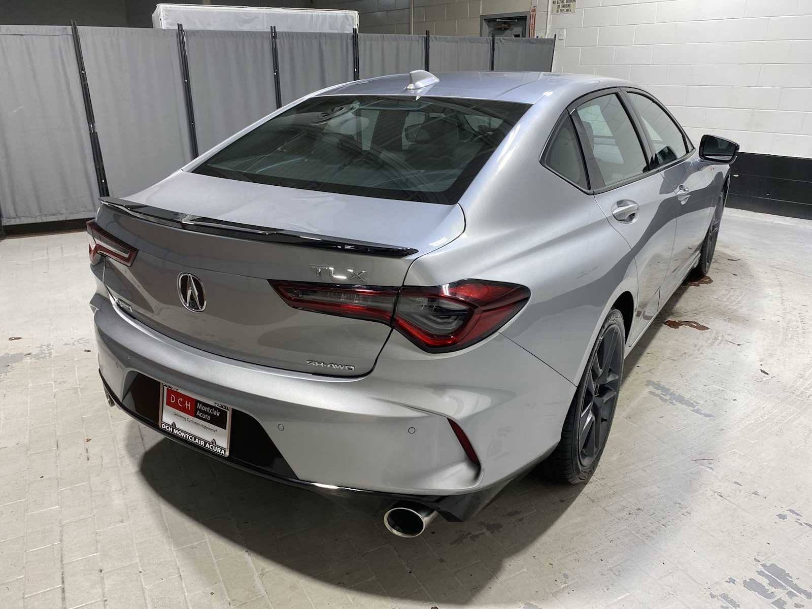 Thumbnail: 2025 Acura TLX - 26