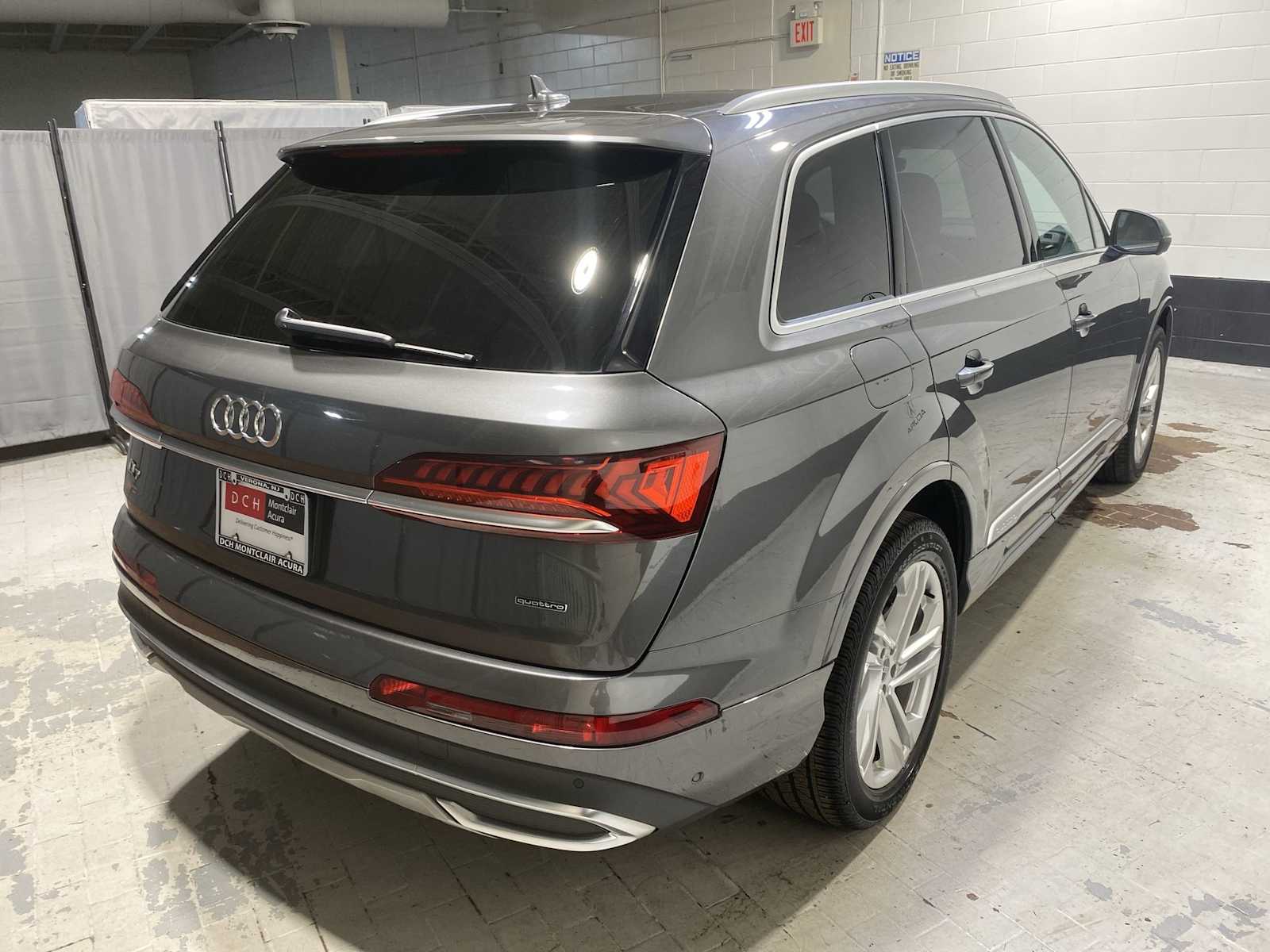 Thumbnail: 2021 Audi Q7 - 25