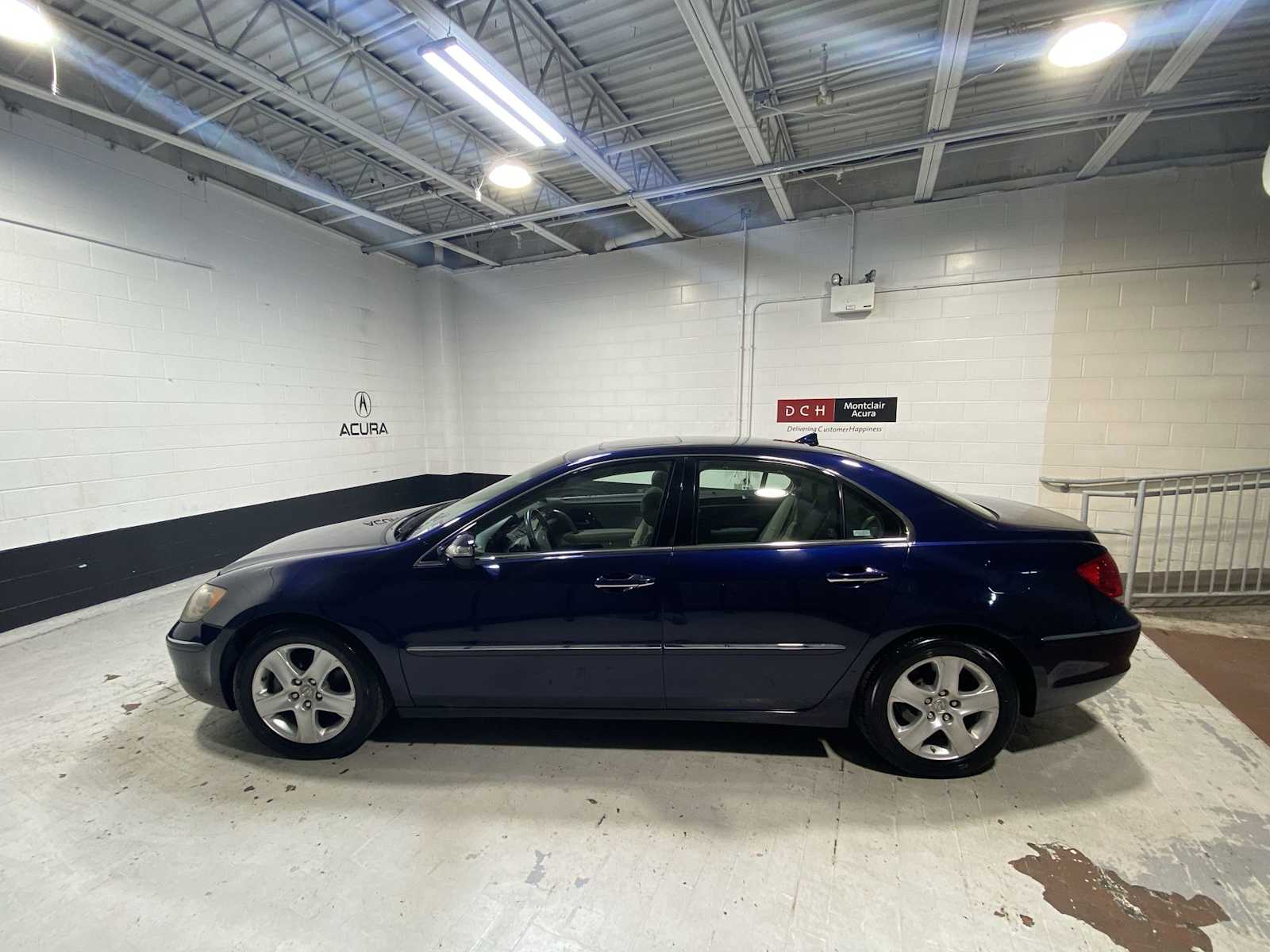 Thumbnail: 2008 Acura RL - 3