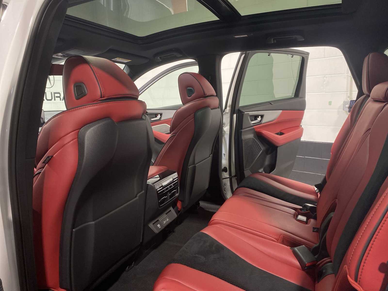 Thumbnail: 2023 Acura MDX - 12