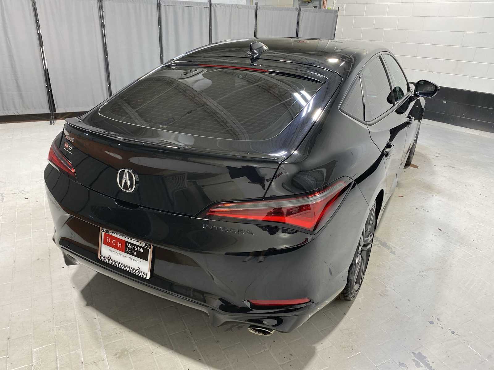 Thumbnail: 2023 Acura Integra - 26