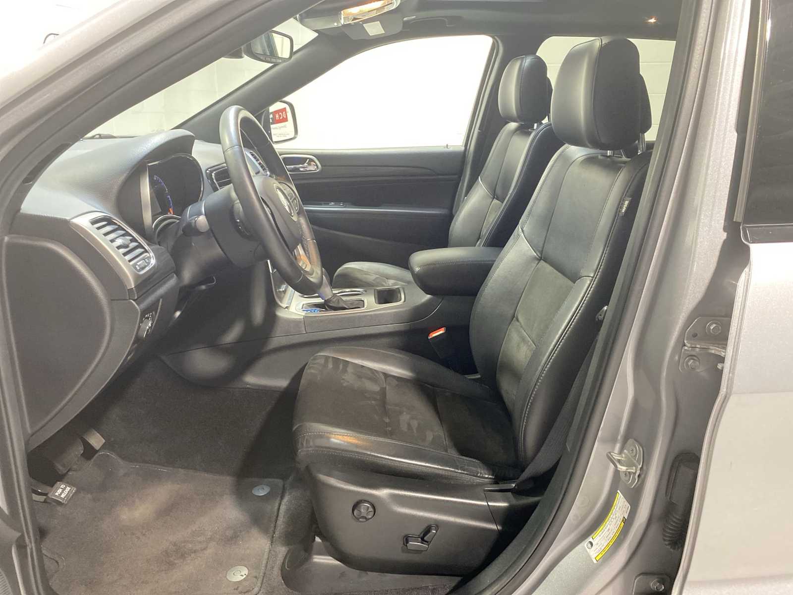 Thumbnail: 2019 Jeep Grand Cherokee - 2